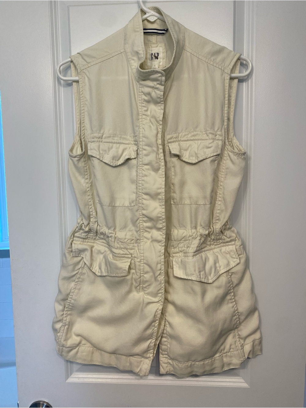 Gap Women’s TENCEL Utility Vest Size Small